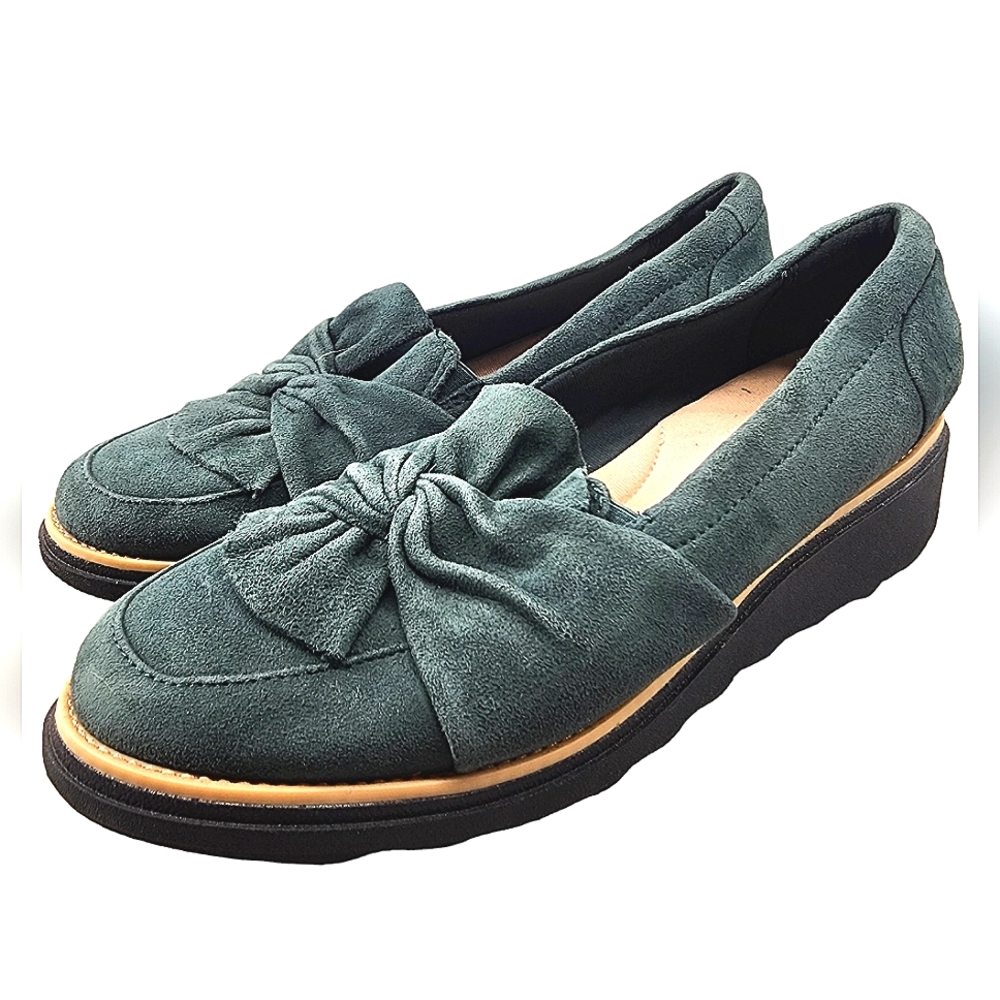 Womens Collections by Clark slide on loafers size 8.5
